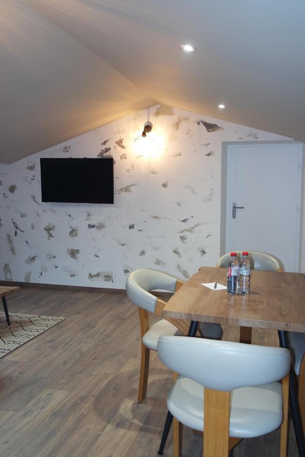 Logement De La Sittelle Aizenay Exterior photo